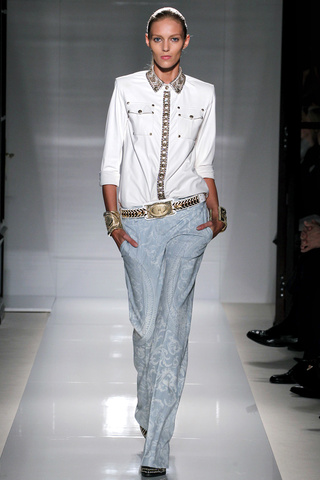 balmain___pasarela_210638168_320x480