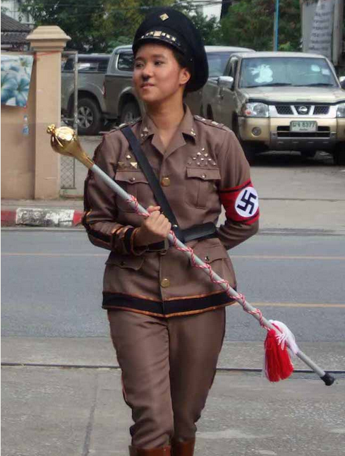 Bodas nazi y nazi chic en Asia