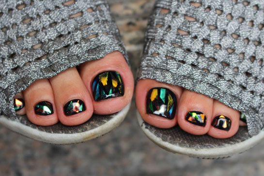 Tendencia "uñas de cristales rotos"