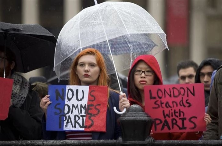 El mundo se solidariza con Francia por los atentados de París