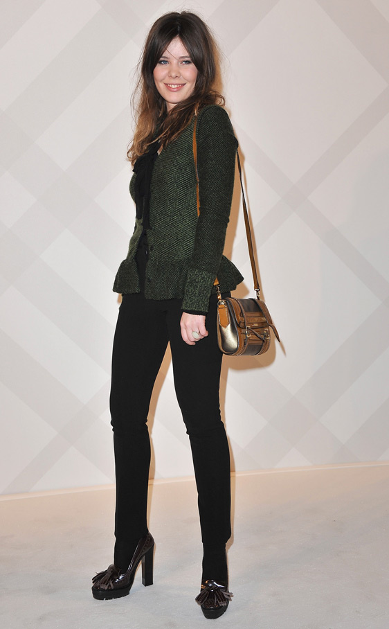 apertura_de_burberry_en_paris_995025310_562x908