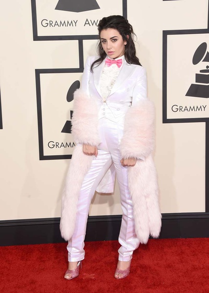 Looks más arriesgados de los Grammy 2015