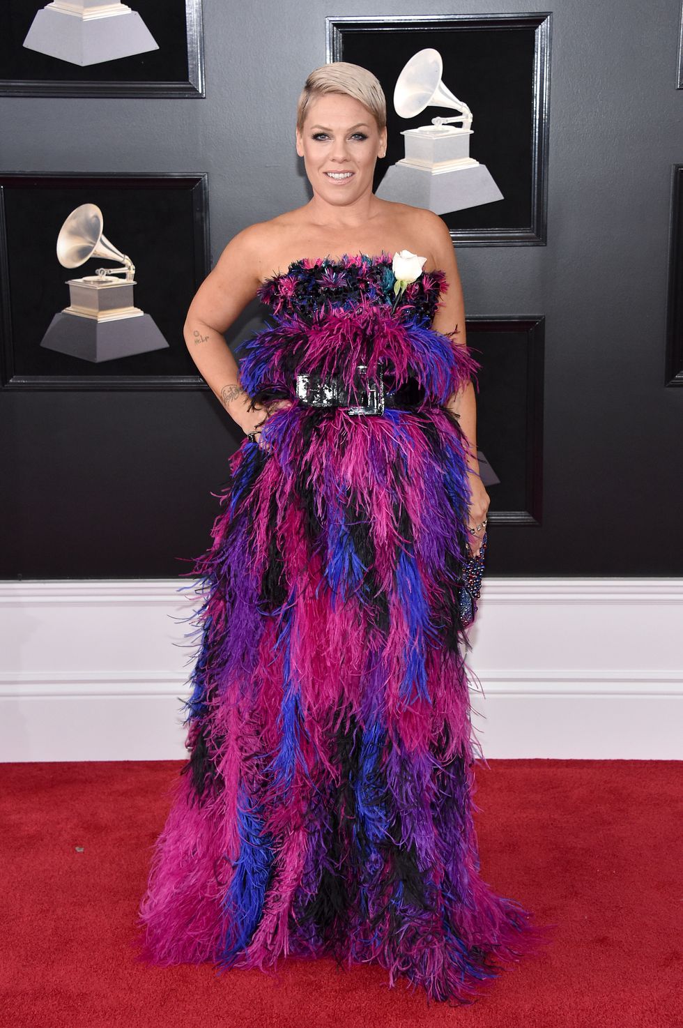 Mejores looks de los premios Grammy 2018