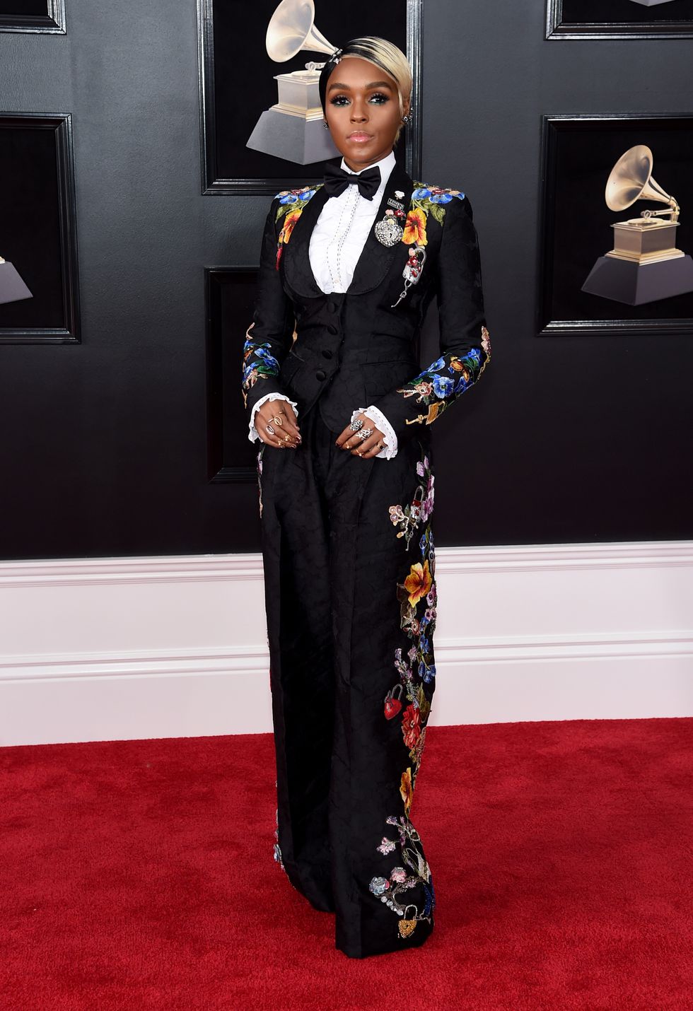 Mejores looks de los premios Grammy 2018