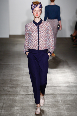 karen_walker___pasarela_367178006_320x480