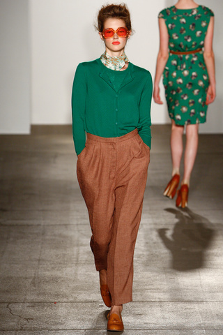 karen_walker___pasarela_433969962_320x480