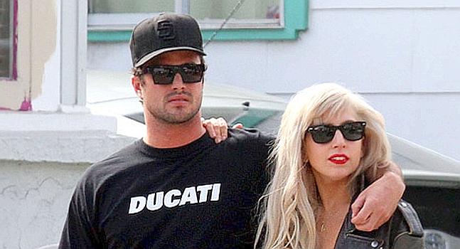 Lady Gaga y Taylor Kinney se casan