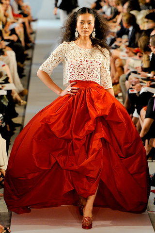 oscar_de_la_renta___pasarela_476263665_320x480