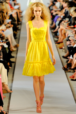 oscar_de_la_renta___pasarela_588383471_320x480