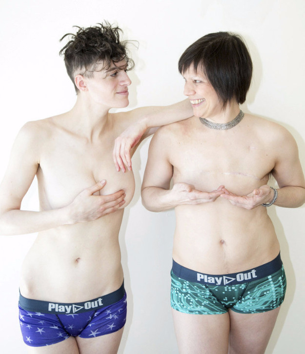 Play Out Underwear, modelos supervivientes al cáncer de mama