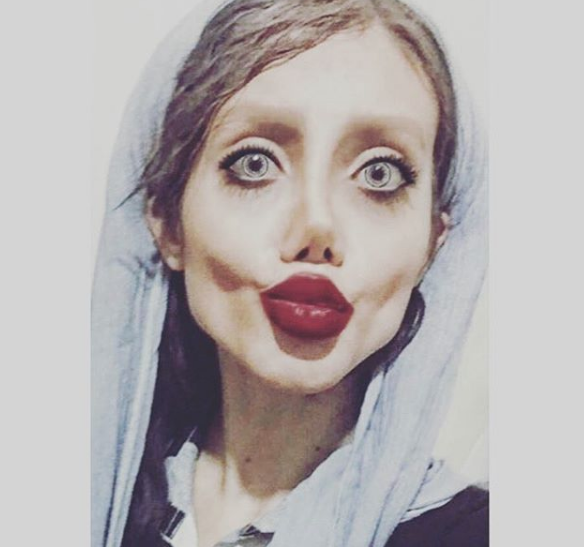 Se opera para parecerse a Angelina Jolie