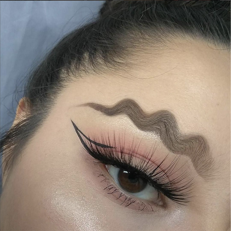 Tendencia wavy brows