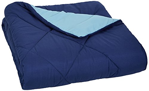 AmazonBasics - Edredón de microfibra reversible, azul marino/azul, 155 x 220 cm