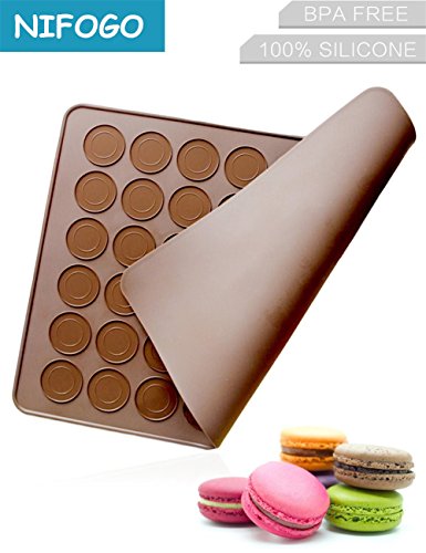 Macaron Molde - 48 Capacidad Macaron Silicone Baking Mat y decorating Pen Icing Tips con 4 boquillas (Café+Cepillo)