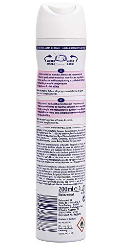 NIVEA Black & White Invisible Original Spray (1 x 200 ml), desodorante antimanchas de cuidado femenino, desodorante invisible para proteger la piel y la ropa