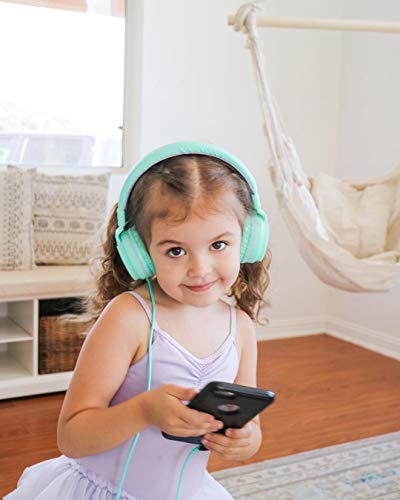 AILIHEN I35 Auriculares para niños con Volumen de micrófono Limitado Niños Niñas Niños Auriculares con Cable portátiles Ligeros y Plegables de 3,5 mm para Aviones Escolares de Viaje Teléfonos móviles