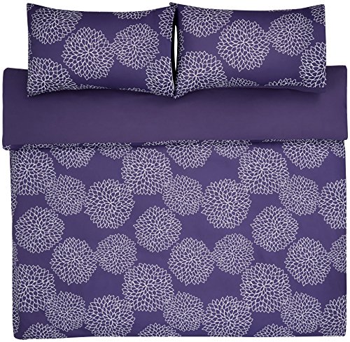 AmazonBasics - Juego de funda nórdica de microfibra ligera de microfibra, 230 x 220 cm, Floral morado (Purple Floral)