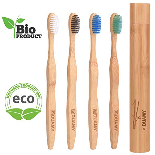 DUAMY Cepillos de Dientes de Bambú, Ecológicos, 100% Orgánicos, Biodegradables, Naturales y Veganos. 4 Unidades con cerdas de carbón Naturales, Vegetales y Suaves + 1 x Estuche/Funda