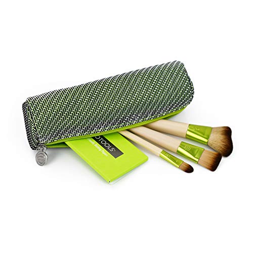 EcoTools® Travel and Glow - Juego con brochas de maquillaje para el rostro, estuche y papeles matificantes, ideal para viaje