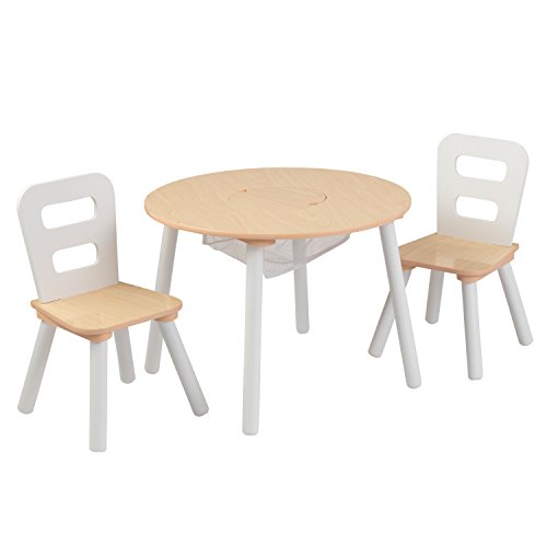 KidKraft 27027- Mesa de madera redonda natural y blanca con 2 sillas, para sala de juegos para niños / muebles de dormitorio , Color Natural y Blanco