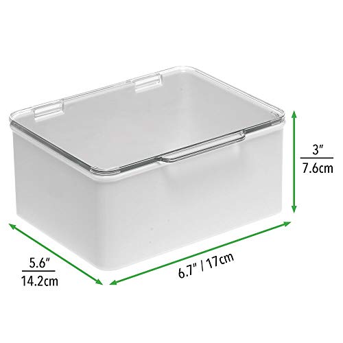 mDesign Organizador de maquillaje para lavabo o estantes de baño – Estuche de maquillaje con tapa para cosméticos, pintaúñas, etc. – Caja de plástico apilable – gris claro/transparente