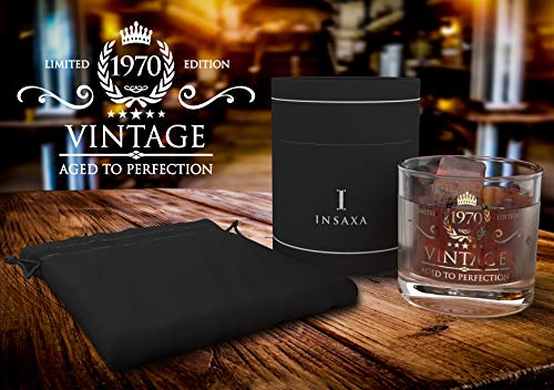 Insaxa Regalos de 50 Cumpleaños para Hombres y Mujeres. Vaso de Cristal para Whisky Vintage 1970 (380ml)