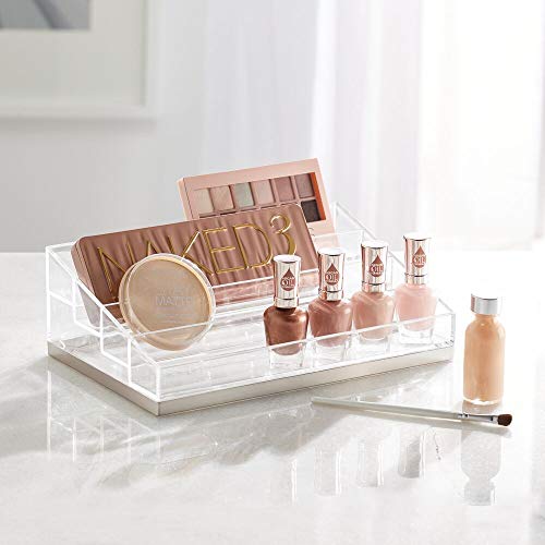 mDesign Organizador de maquillaje – Caja organizadora de maquillaje con 4 compartimentos para labiales, esmaltes, etc. – Organizador de cosméticos para baño o tocador – transparente y plateado mate