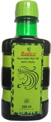 RADICO -Aceite Ayurvédico para el Cabello - Para disfrutar de un cabello fantástico - Reduce la descamación - Efecto fortalecedor - Garantiza un brillo saludable - 200 ml