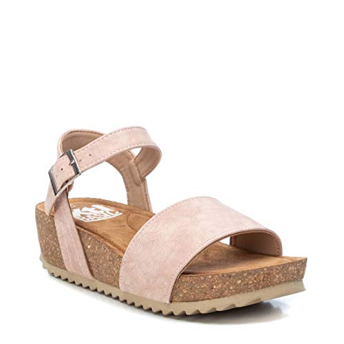 XTI - Sandalia de Cuña para Mujer - Sandalia con Cierre de Hebilla - Tacón 4 cm - Color Nude - Talla 38