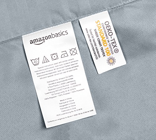 AmazonBasics - Juego de ropa de cama con funda nórdica de microfibra y 2 fundas de almohada - 220 x 250 cm, gris scuro