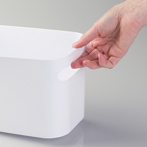 iDesign Caja organizadora con asas, pequeña cesta de almacenaje de plástico para hogar y material de hobbies, organizador de baño y de juguetes, blanco