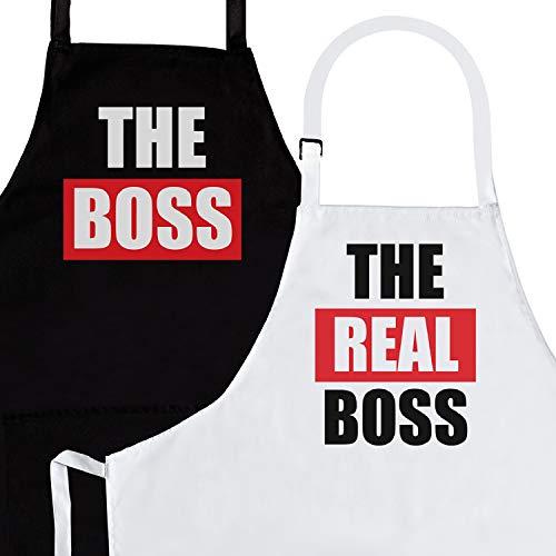 Nomsum The Boss & Real Boss | Juego de Delantales de 2 Piezas | Regalo de Parejas de Aniversario, Boda, Compromiso, Despedida de Soltera