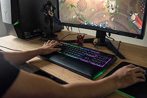 Razer Ornata Chroma - Teclado Gaming, Estándar con USB, Alámbrico, Interruptor de Membrana,Teclas de Membrana, ES Layout, Color Negro