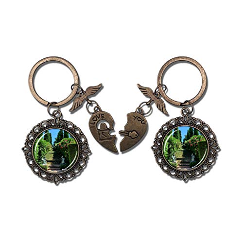 Hqiyaols Keychain España Jardines de Santa Clotilde Lloret De Mar Girona Pareja Llavero Día de San Valentín Llavero Adornos Recuerdo Coleccionable Cristal redondo Bronce Metal 2pcs / Set