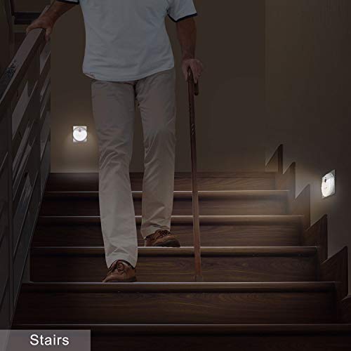 TECKNET Luz Nocturna LED para Escalones con Sensor de Luz Automático, Luz Quitamiedos Infantil para Niños, Enchufe Europeo, Luz Blanco y Suave, Se Fija a Cualquier Sitio