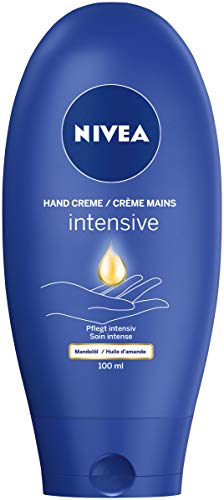 Nivea Travel Beauty - Set de regalo de viaje con neceser, ducha de cuidado y crema de manos, regalo de Navidad para momentos especiales de bienestar de viaje o en casa