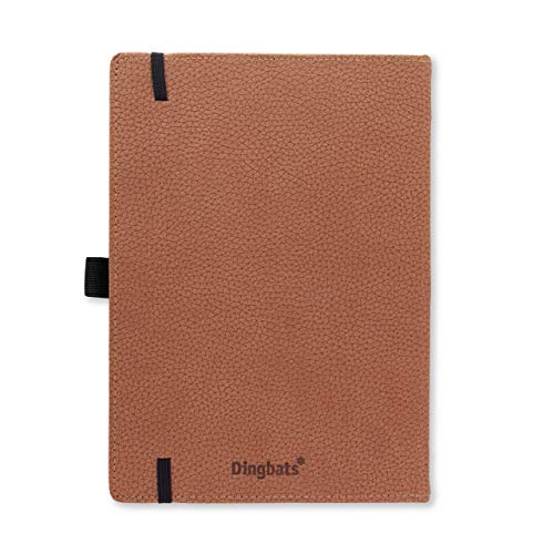 Dingbats Wildlife A5+ Cuaderno Notebook PU Cuero, Papel 100gsm Crema MicroPerforado, Bolsillo Interior, Cierre Elástico, Titular de la Pluma, Marcador (De Puntos, Oso Marrón)