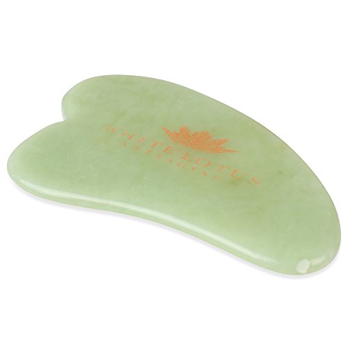 White Lotus Anti Aging – Piedra de Auto Masaje Gua Sha de Jade Masajeador Facial Antiedad Gua Sha Pan Terapia Antiarrugas Accesorio de Belleza Técnica Guasha con Su Caja Tradicional Forrada en Seda