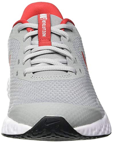 Nike Revolution 5 (GS), Running Shoe Unisex-Child, Gris (Light Smoke Grey/University Red-Photon Dust-White), 36 EU