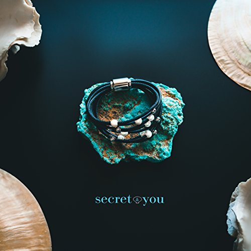 Secret & You Pulsera de Mujer Perlas Cultivadas de Agua Dulce de 7 a 8 mm y Bolas de Acero Inoxidable Montadas en Cuero Cierre Magnético de Acero Inoxidable