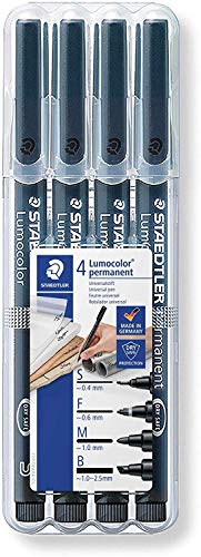 STAEDTLER Lumocolor 31-9WP4GS - Rotuladores Permanentes de Color Negro, Estuche con 4 Unidades de Distinto Grosor