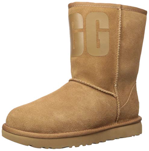 UGG Female Classic Short UGG Rubber Logo Classic Boot, Chestnut, 7 (UK)