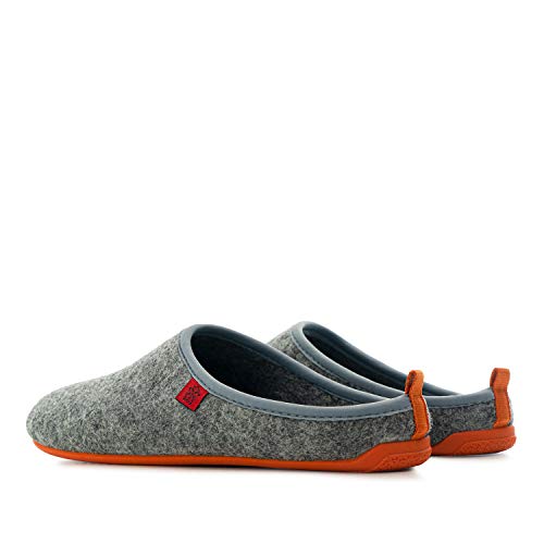 Andres Machado - Zapatillas de Estar por casa para Hombre y Mujer de Invierno - Dynamic- Slippers - para Unisex Adulto - Suela de Goma Vulcanizada Resistente y Antideslizante - Gris y Naranja, EU 43