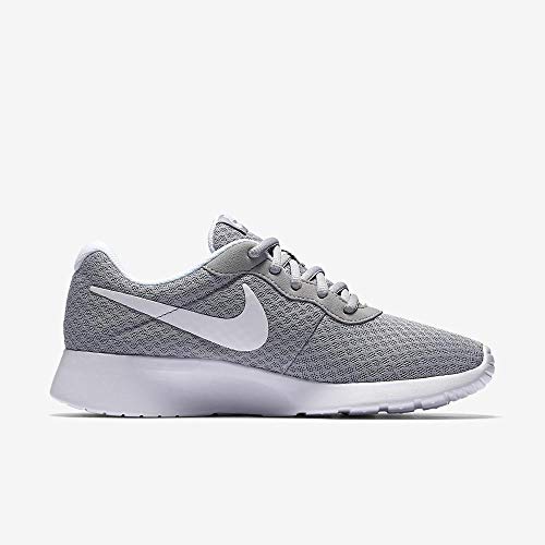 NIKE Tanjun, Zapatillas Mujer, Gris Wolf Grey White, 38.5 EU