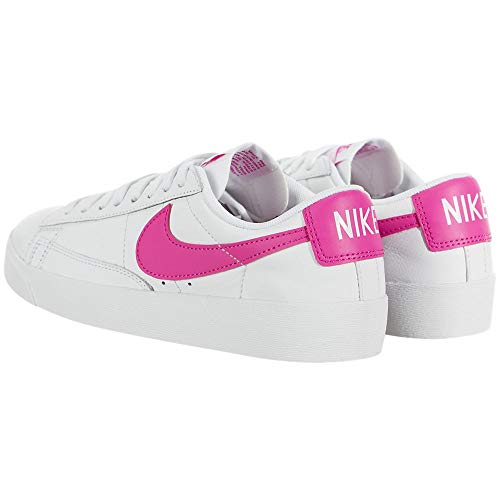 Nike W Blazer Low LE, Zapatillas de Baloncesto para Mujer, Multicolor (White/Laser Fuchsia/White 000), 38.5 EU