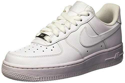 Nike Wmns Air Force 1 '07, Zapatos de Baloncesto Mujer, Blanco (White/White 112), 44 EU