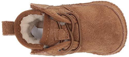 UGG Baby's Unisex Baby Neumel and UGG Beanie Classic Boot, Chestnut, 4 (UK)