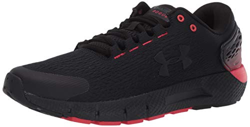 Under Armour UA Charged Rogue 2, Cómodo Calzado De Hombre, Zapatillas para Correr, Negro (Black/Versa Red/Black), 43 EU