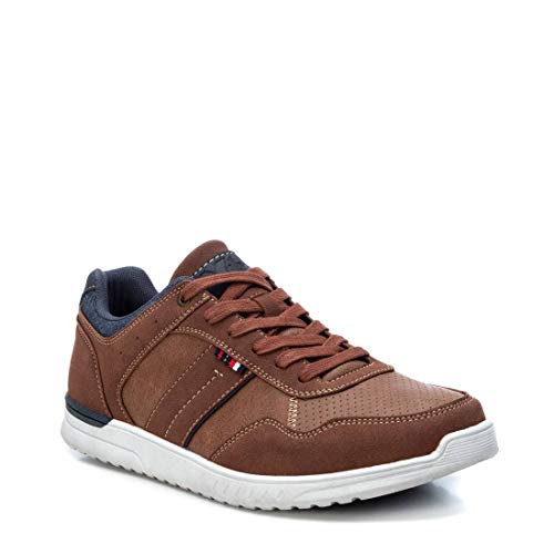 XTI - Zapatilla para Hombre - Cierre con Cordones - Color Marrón - Talla 42