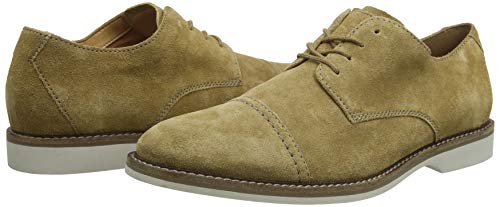 Clarks Atticus Cap, Zapatos de Cordones Derby Hombre, Beige (Dark Sand Suede Dark Sand Suede), 42 EU